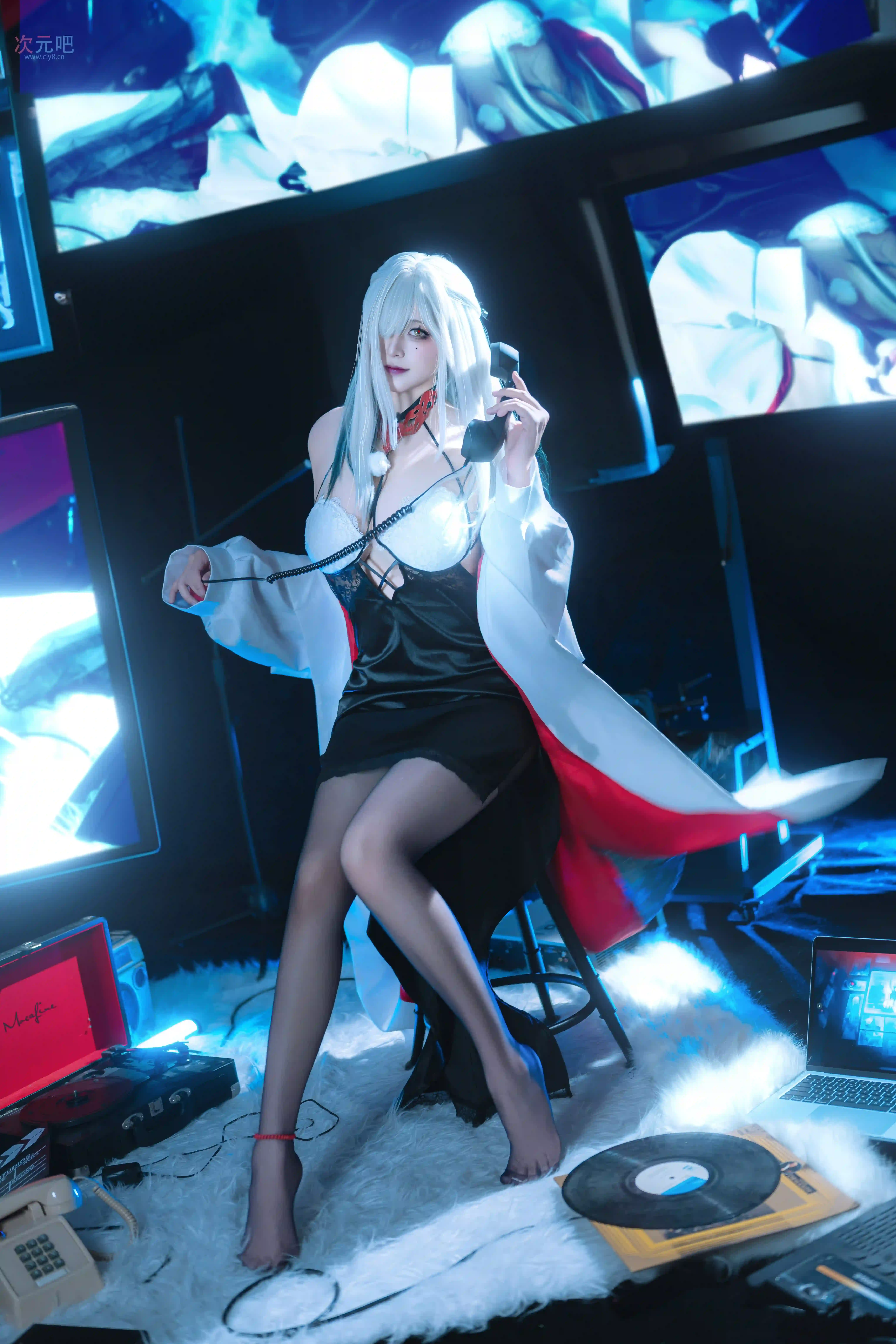 图片[8]-二次元COS分享[COSplay]欢迎收听…凌晨三点的问候。-二次元COS分享次元吧