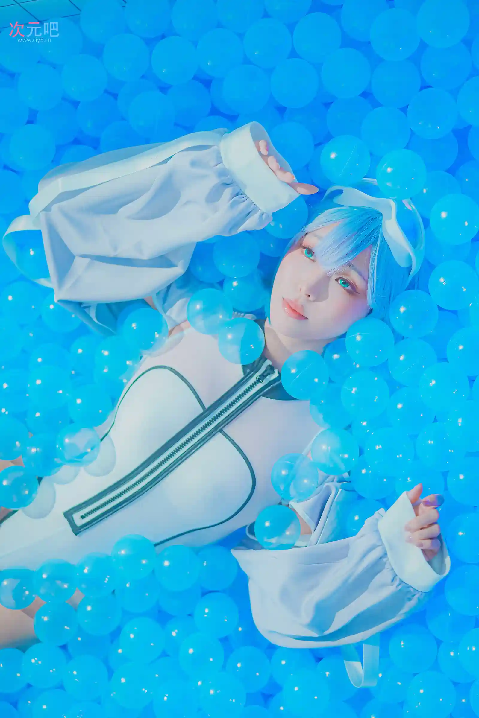 图片[1]-二次元COS分享Ely_eee (ElyEE子) – Clear Blue Drift-二次元COS分享次元吧