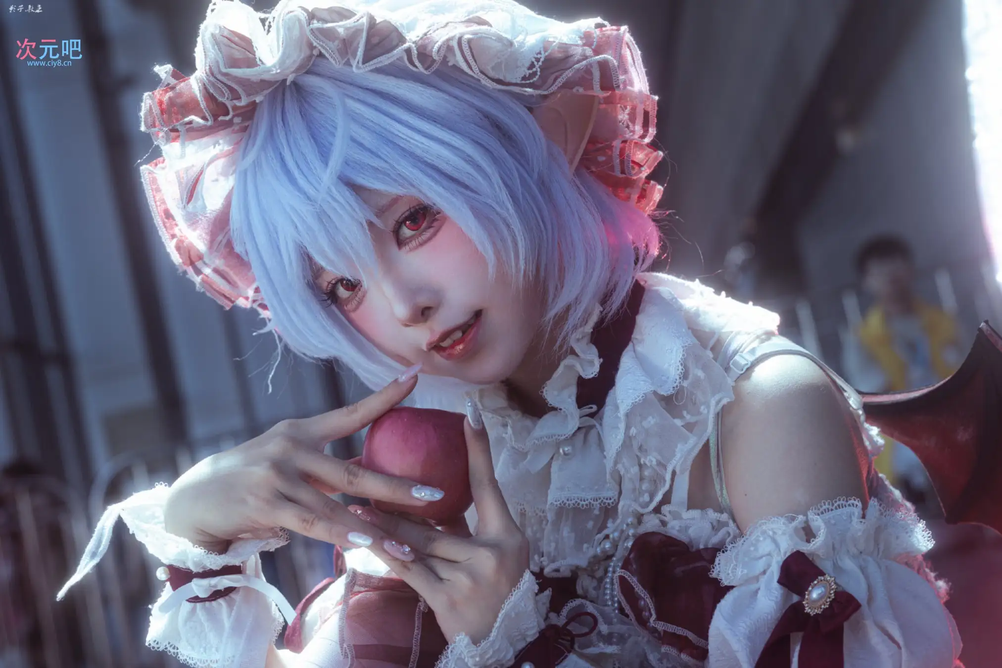 [COSplay]我是“永远鲜红的幼月”-二次元COS分享次元吧