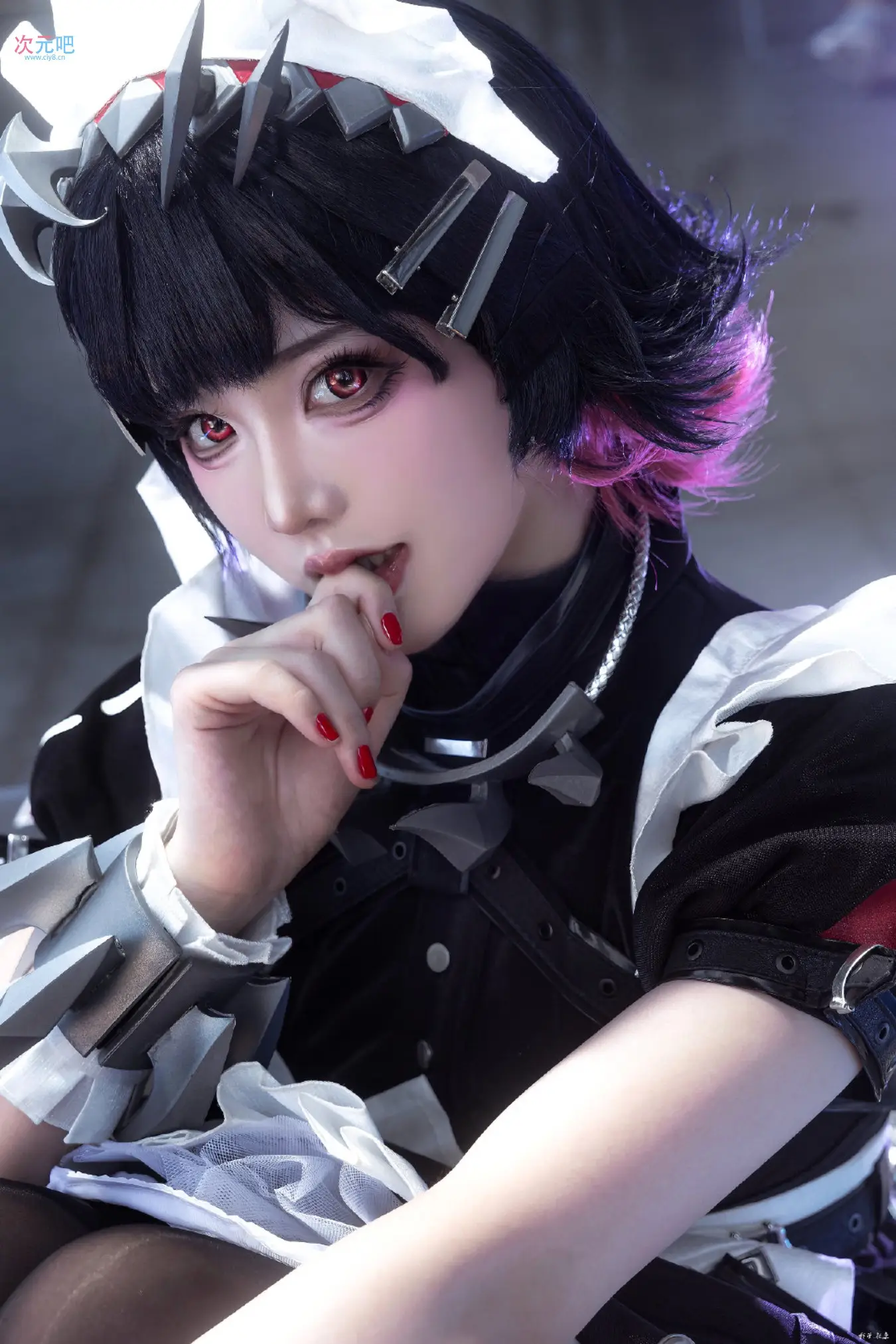 图片[8]-二次元COS分享[COSplay]很不高兴为您服务！……啊，说出来了。-二次元COS分享次元吧