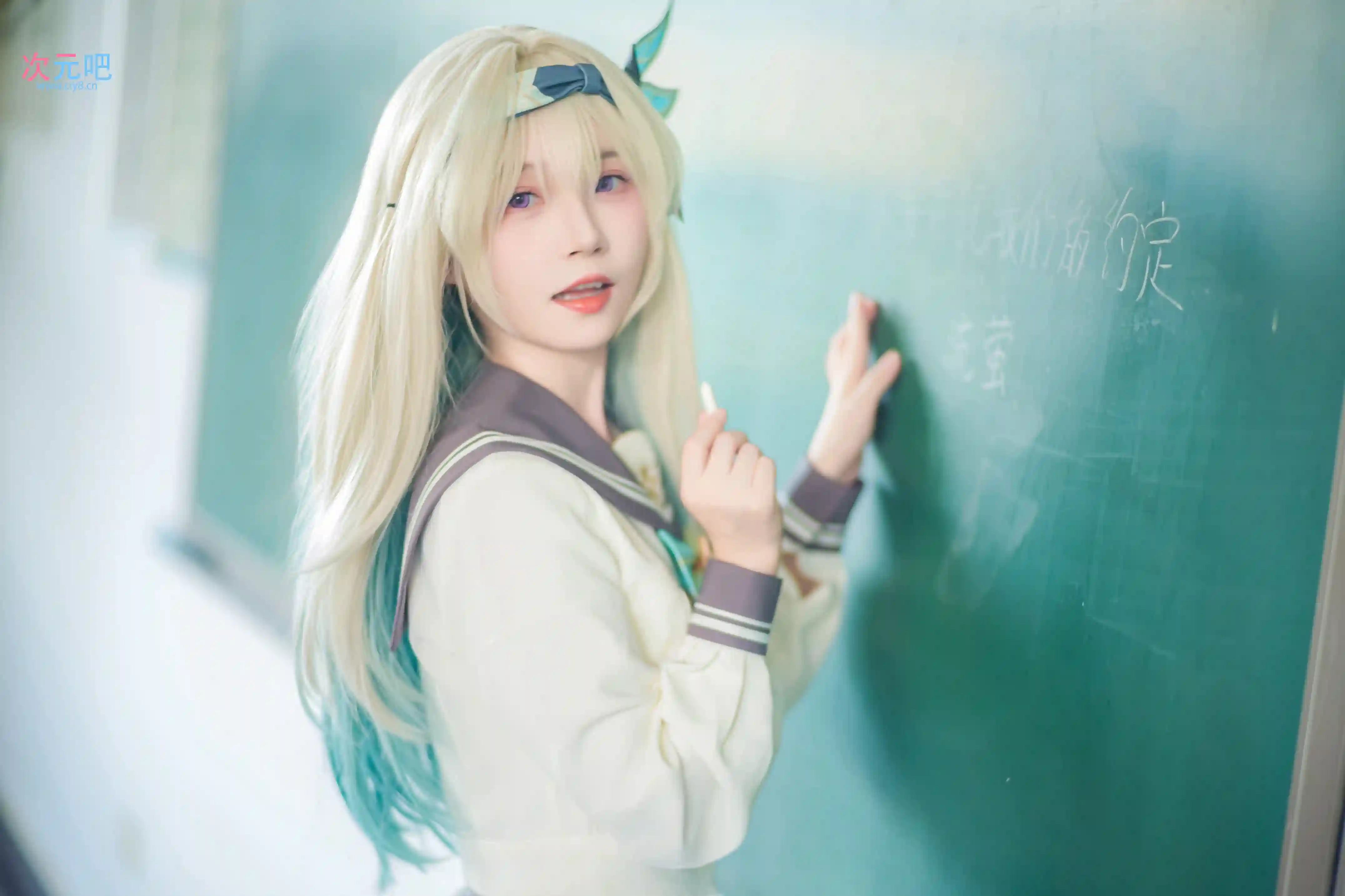 [COSplay]开学了流萤学妹来报道啦～-二次元COS分享次元吧