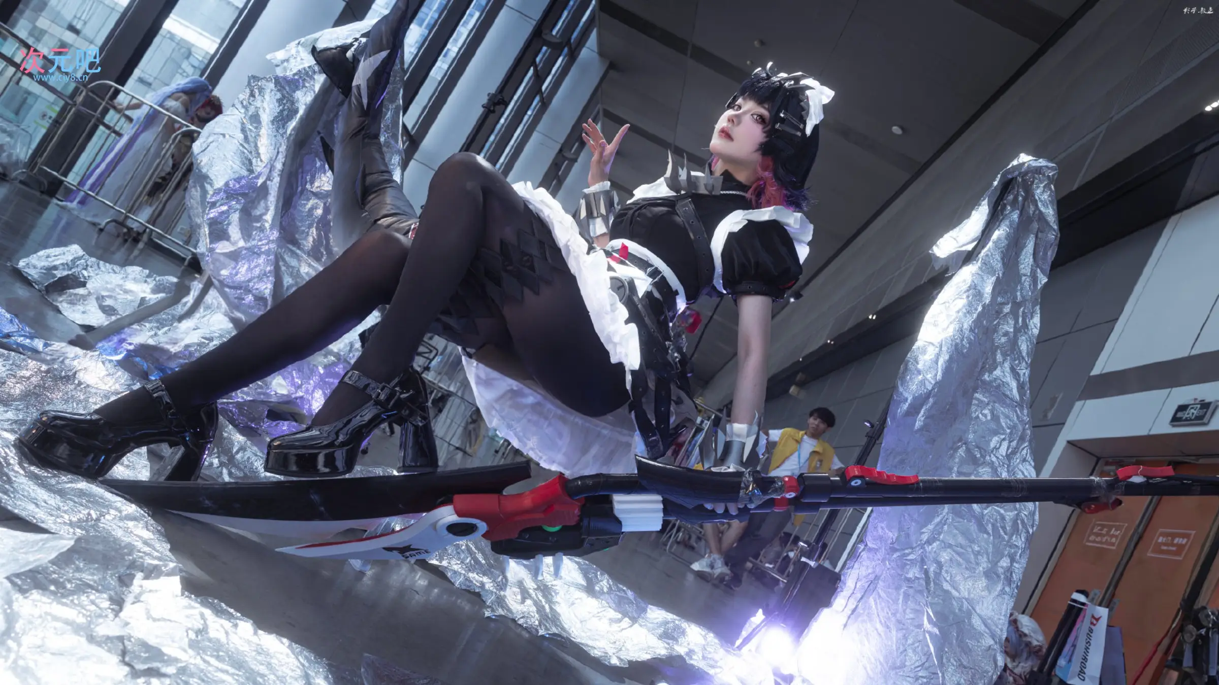 图片[1]-二次元COS分享[COSplay]很不高兴为您服务！……啊，说出来了。-二次元COS分享次元吧