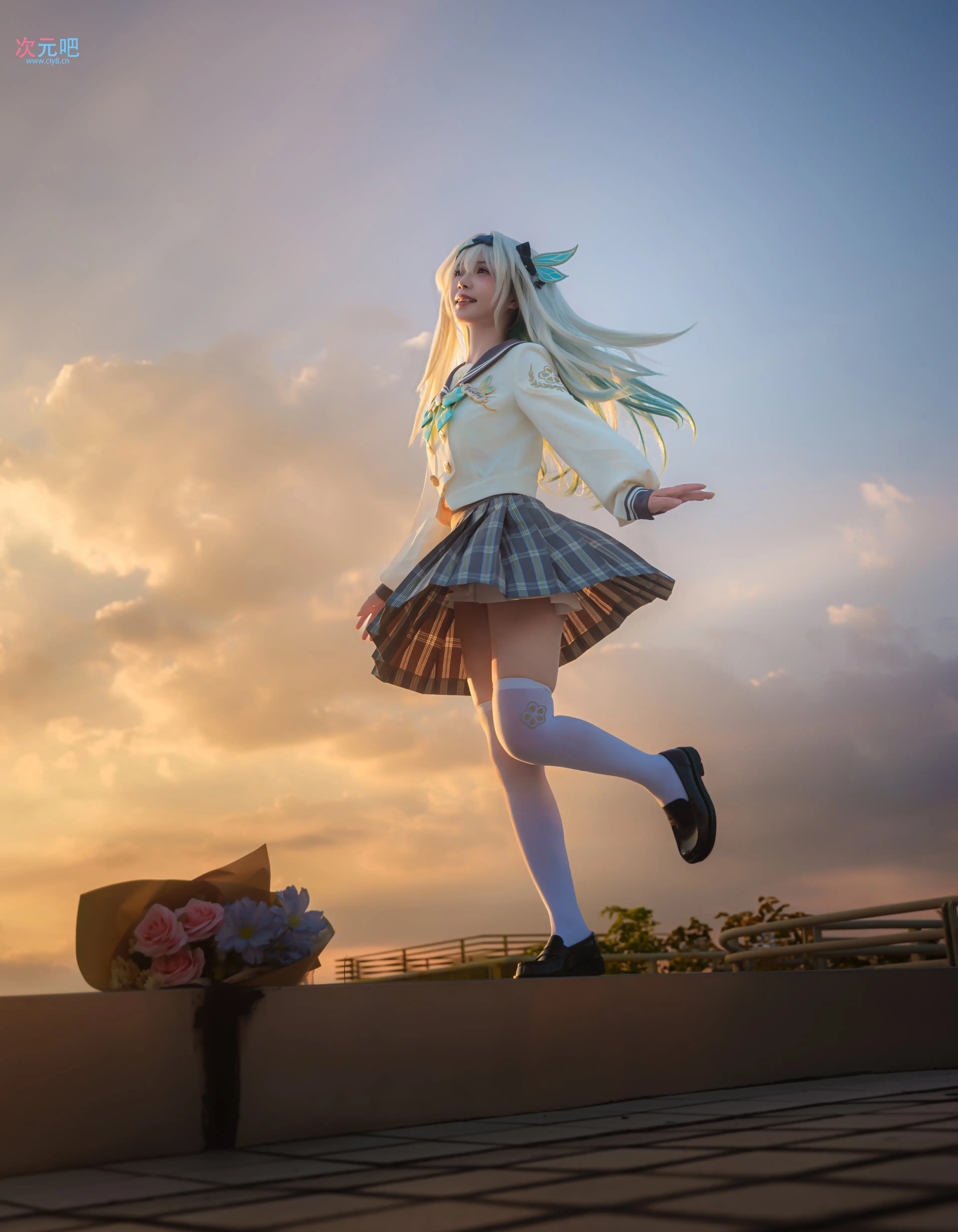 图片[1]-二次元COS分享[COSplay]和流萤一起看绝美夕阳-二次元COS分享次元吧