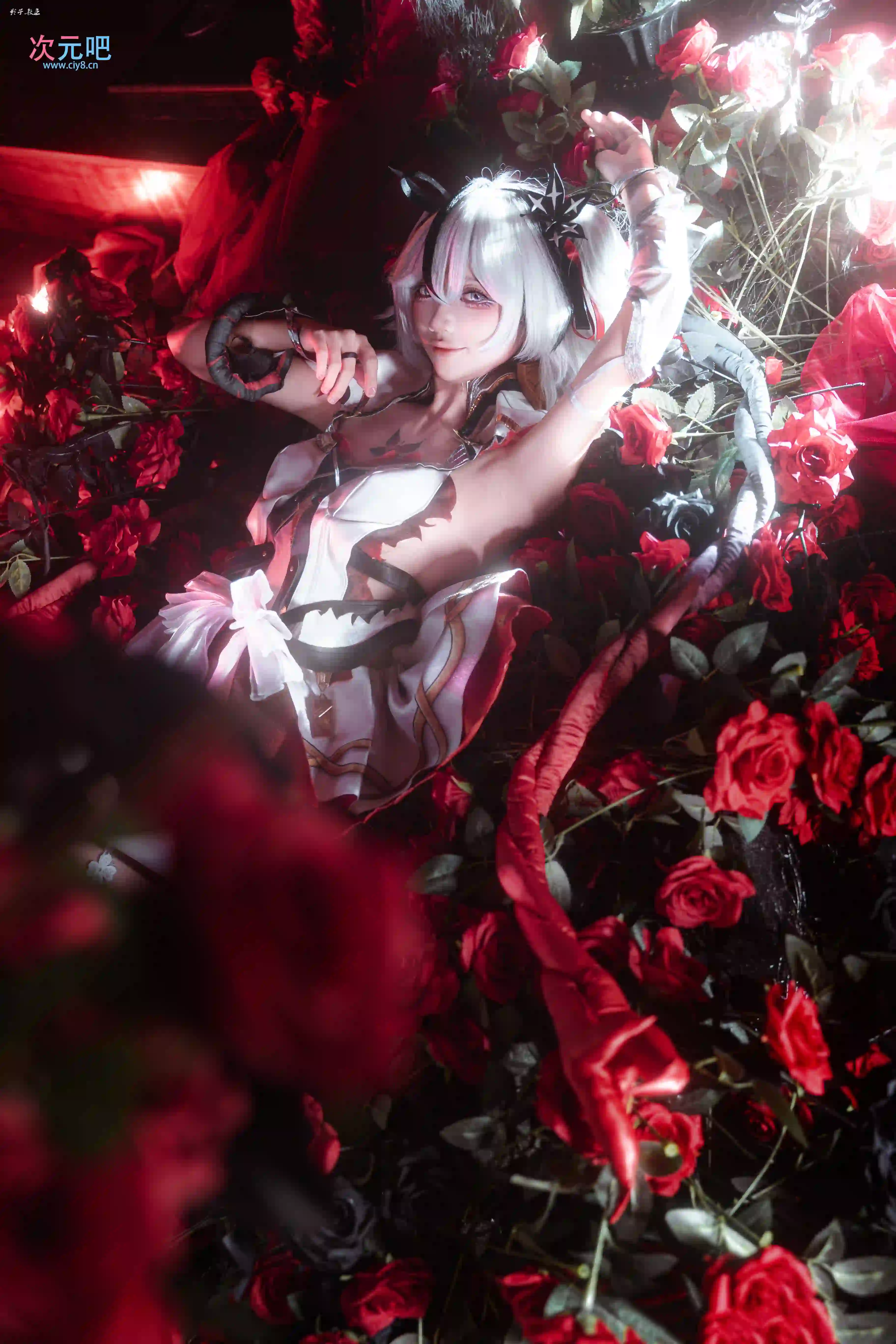 图片[7]-二次元COS分享[COSplay]自欺者，化作椿花养料~-二次元COS分享次元吧