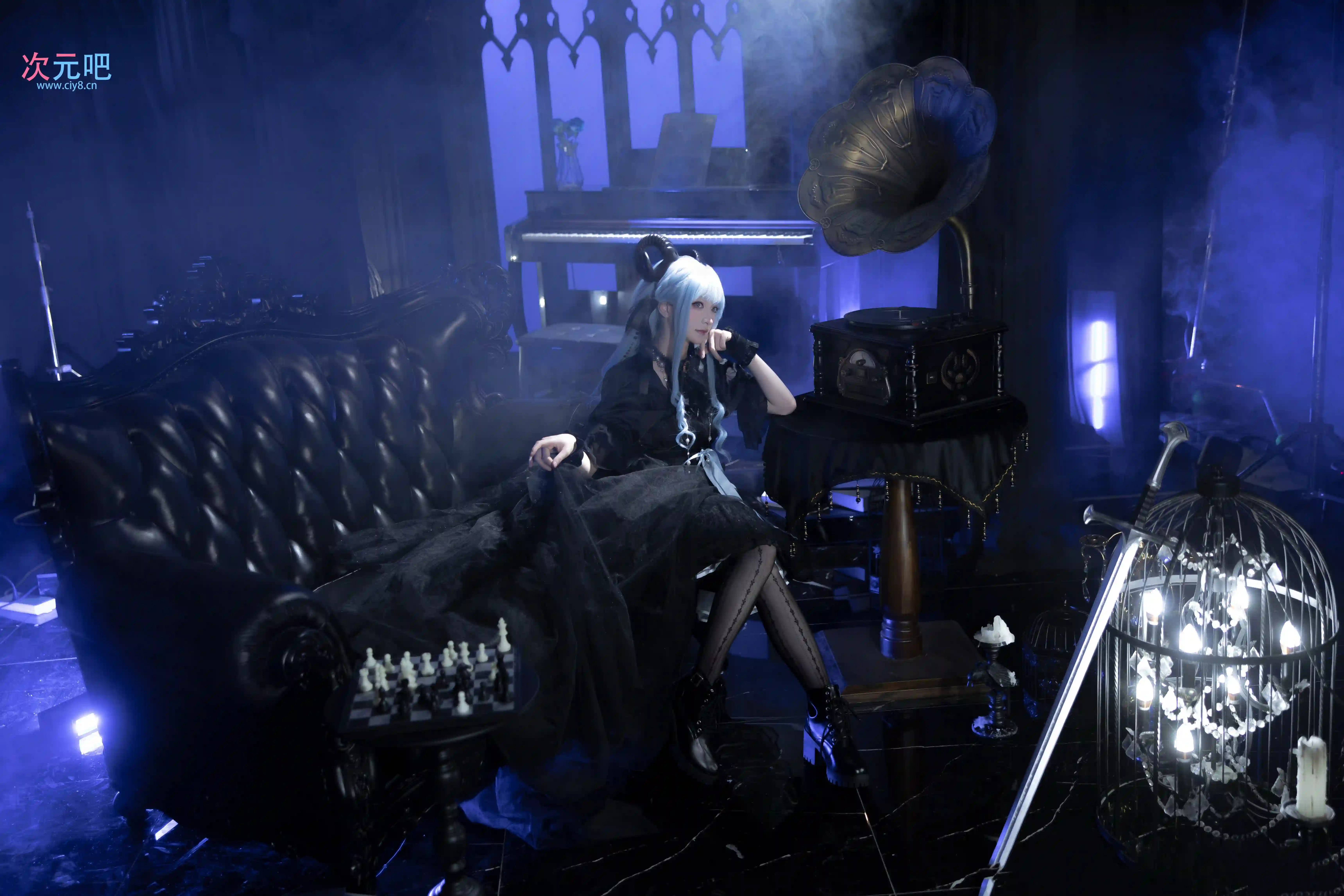 [COSplay]贵安，博士。今晚我们会举办一场化妆舞会，为您预留了贵宾席位。如果您方便的话，欢迎前来参加。-二次元COS分享次元吧