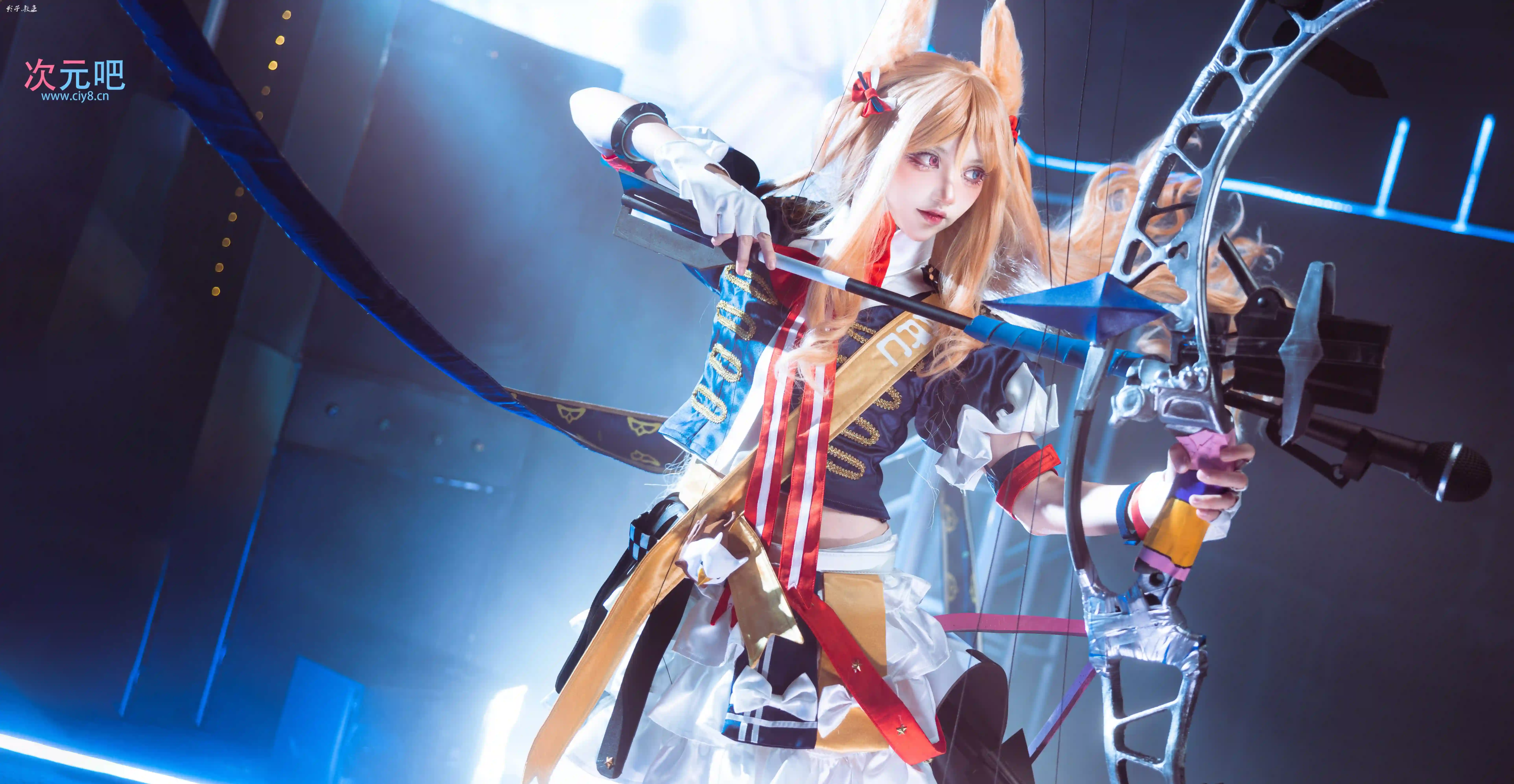 图片[4]-二次元COS分享[COSplay]登台献艺的修士偶像席德佳，此刻正在用最潮流的演唱方式歌颂兰登。-二次元COS分享次元吧