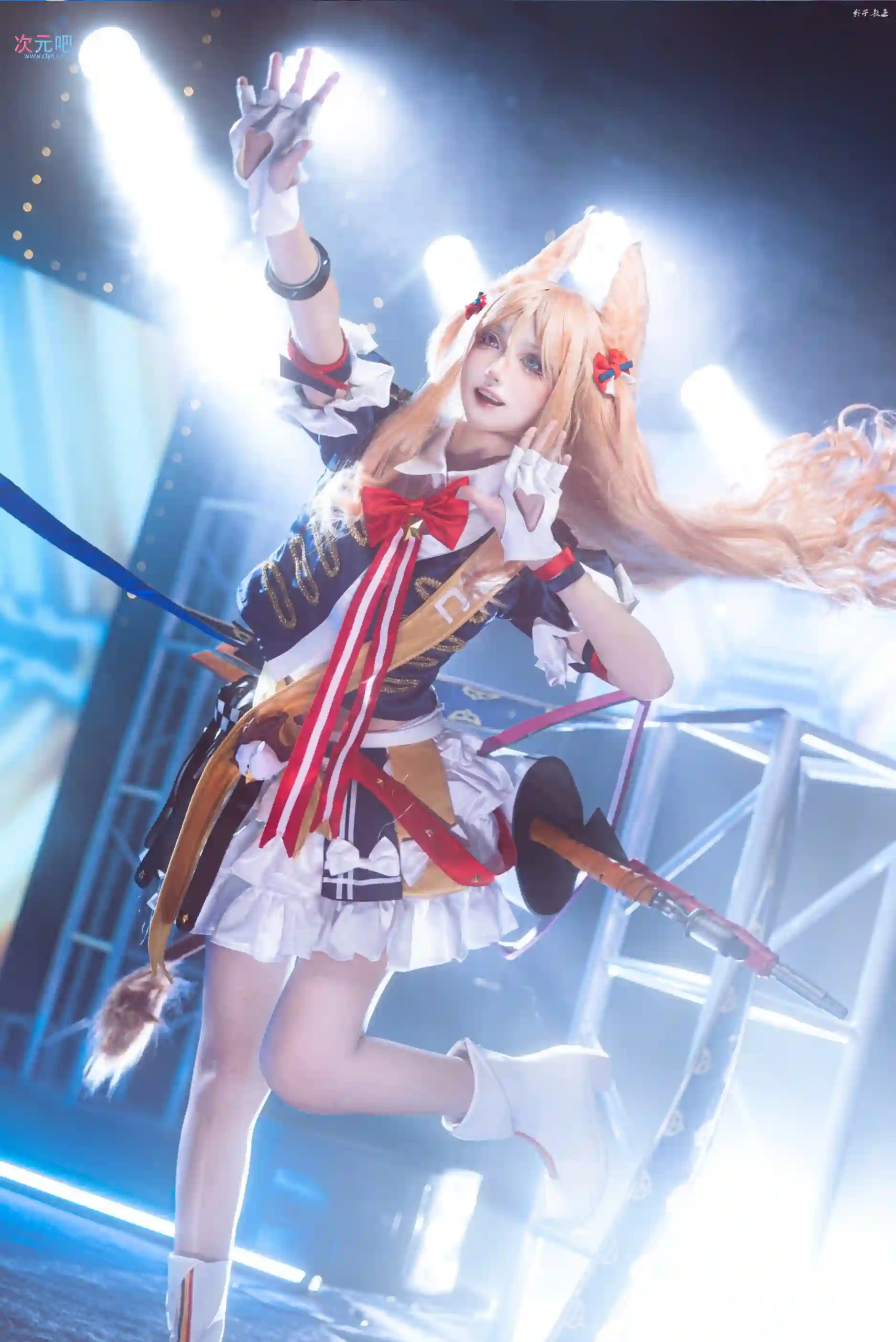 图片[19]-二次元COS分享[COSplay]登台献艺的修士偶像席德佳，此刻正在用最潮流的演唱方式歌颂兰登。-二次元COS分享次元吧