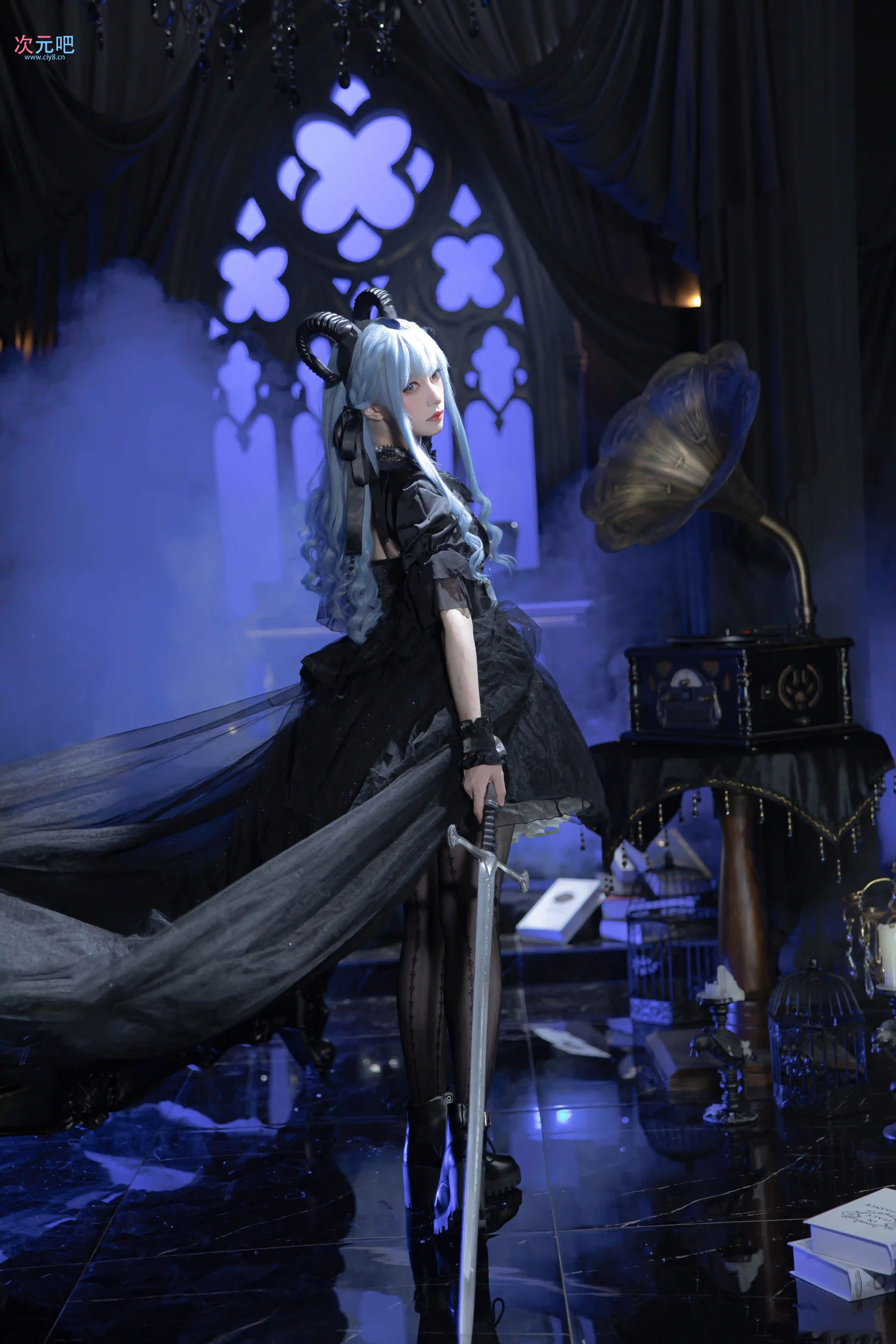 图片[5]-二次元COS分享[COSplay]贵安，博士。今晚我们会举办一场化妆舞会，为您预留了贵宾席位。如果您方便的话，欢迎前来参加。-二次元COS分享次元吧