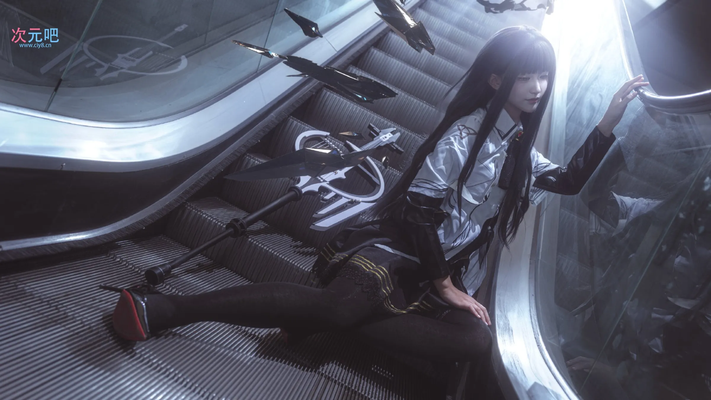 [COSplay]睡吧，这首安眠曲不必掺杂任何“幻觉”。您的梦……已足够多彩-二次元COS分享次元吧