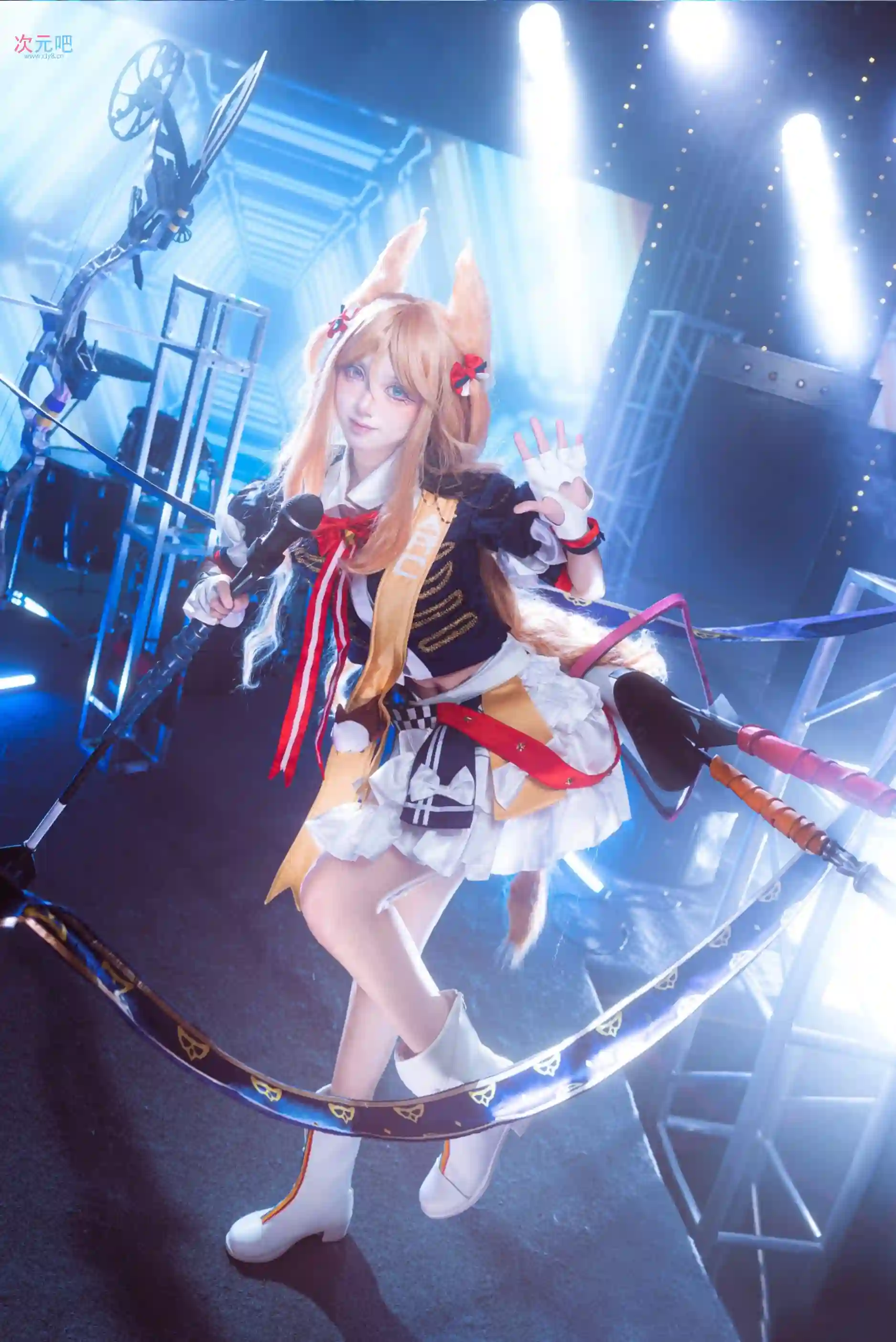 图片[17]-二次元COS分享[COSplay]登台献艺的修士偶像席德佳，此刻正在用最潮流的演唱方式歌颂兰登。-二次元COS分享次元吧