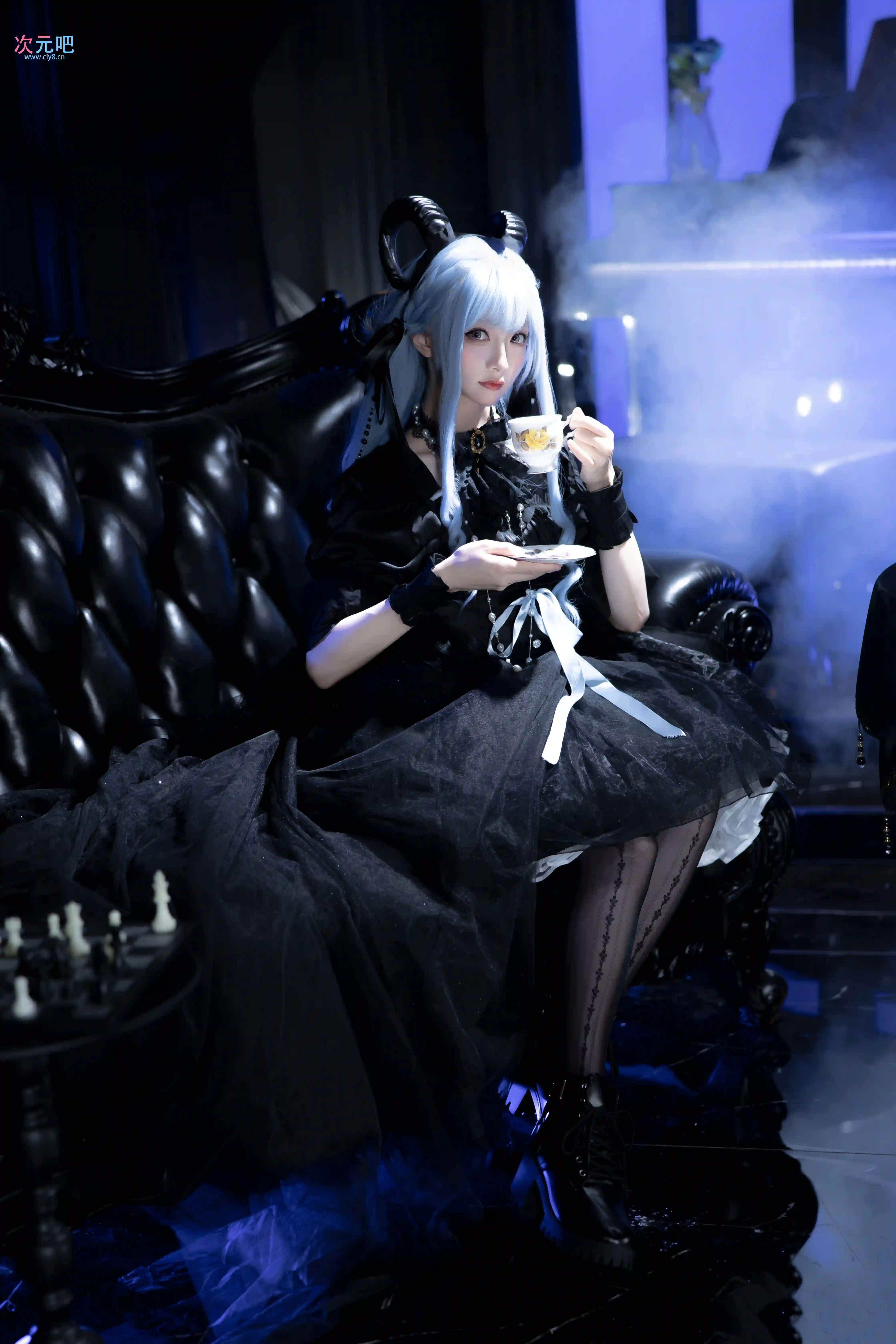 图片[4]-二次元COS分享[COSplay]贵安，博士。今晚我们会举办一场化妆舞会，为您预留了贵宾席位。如果您方便的话，欢迎前来参加。-二次元COS分享次元吧