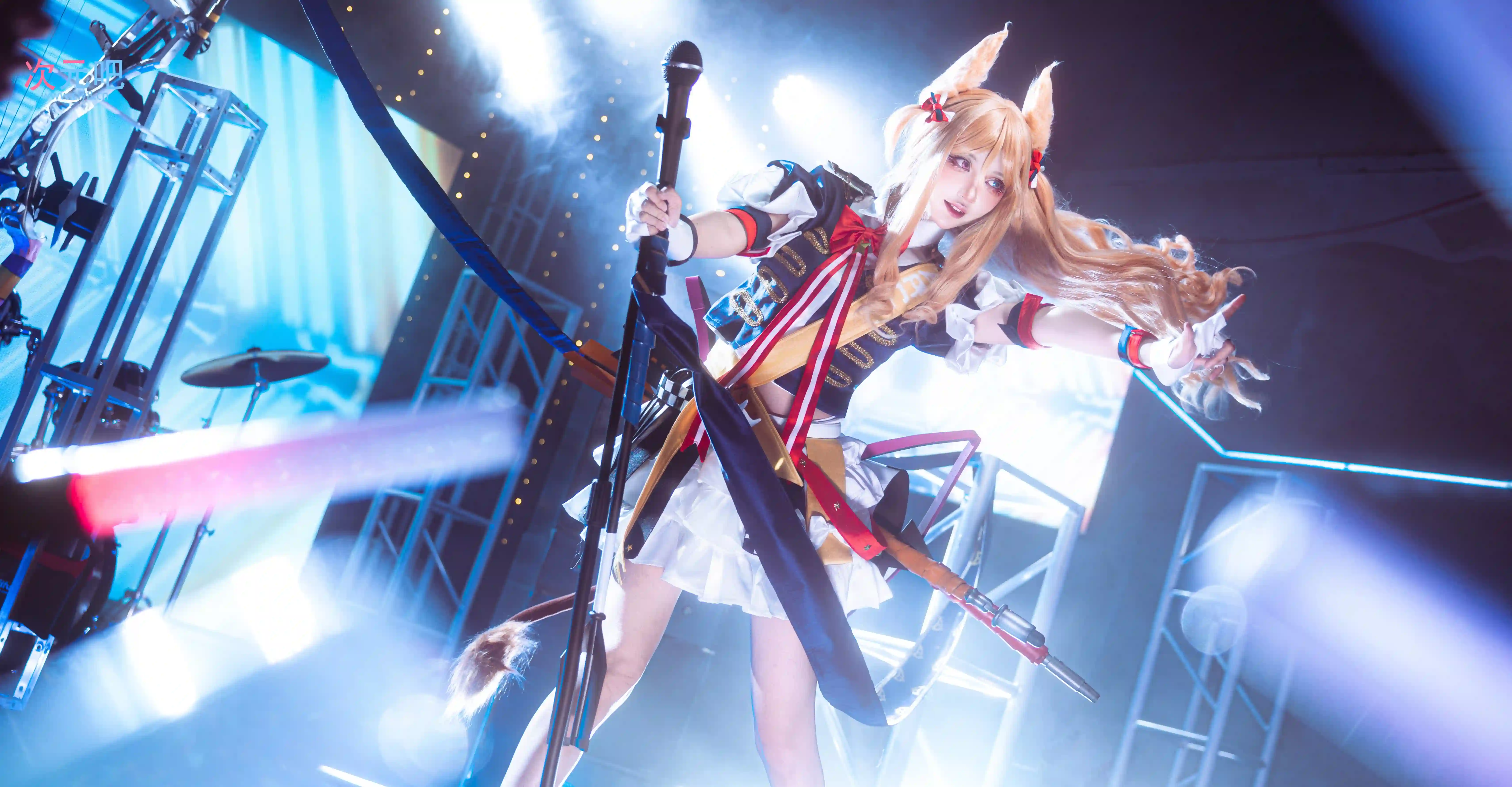 图片[3]-二次元COS分享[COSplay]登台献艺的修士偶像席德佳，此刻正在用最潮流的演唱方式歌颂兰登。-二次元COS分享次元吧