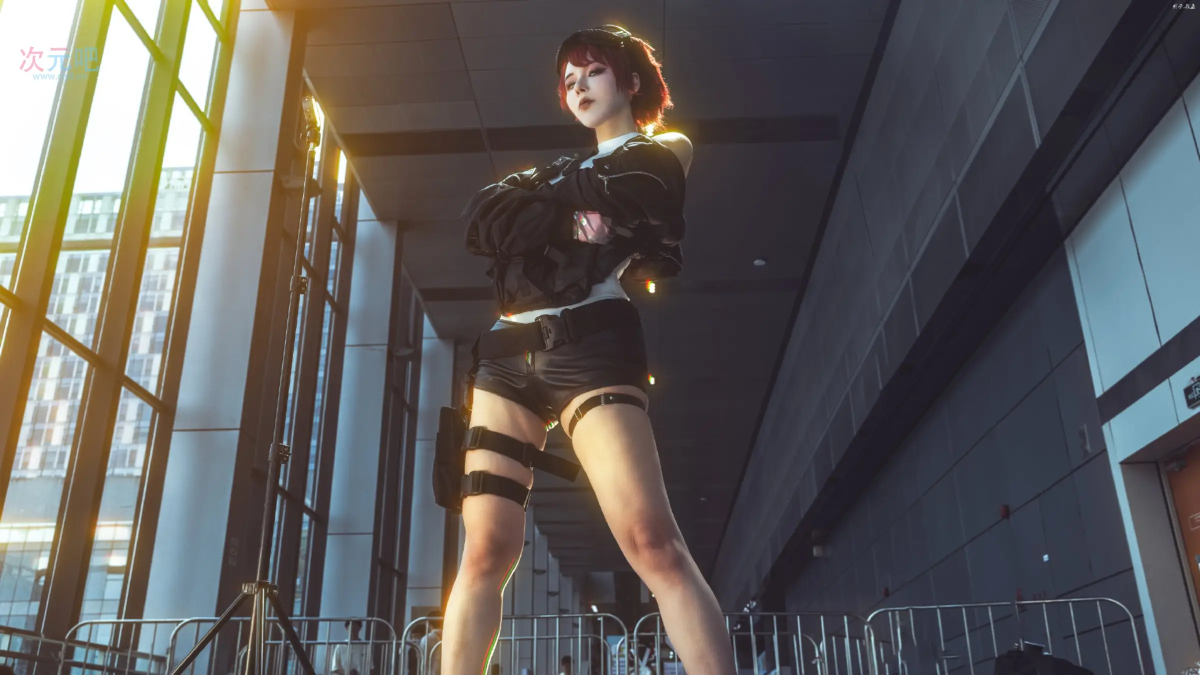 图片[2]-二次元COS分享[CSplay]怎么 没人教过你瞄准吗？-二次元COS分享次元吧