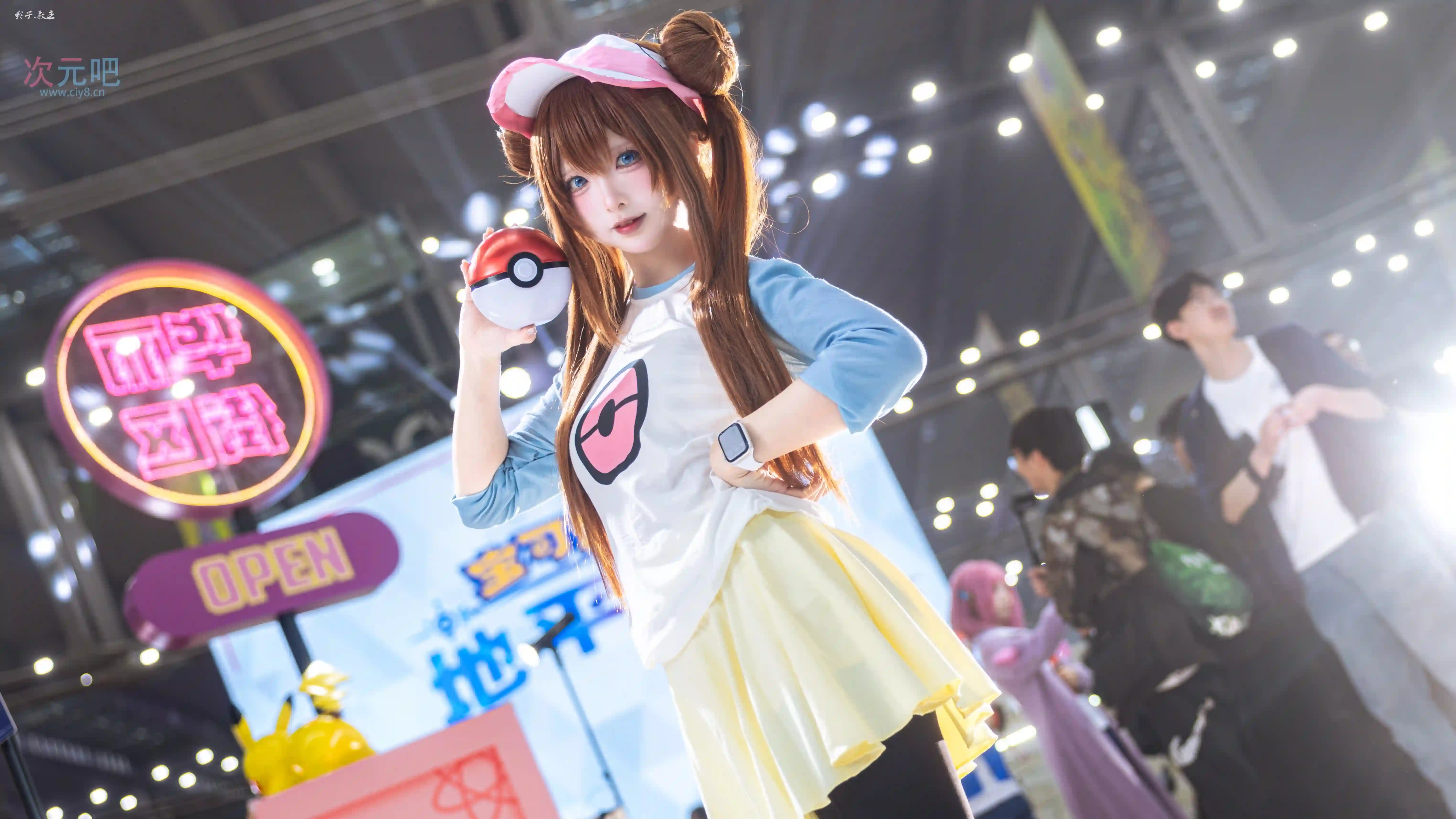 [COSplay]精灵训练师鸣依，想要来场对战！-二次元COS分享次元吧