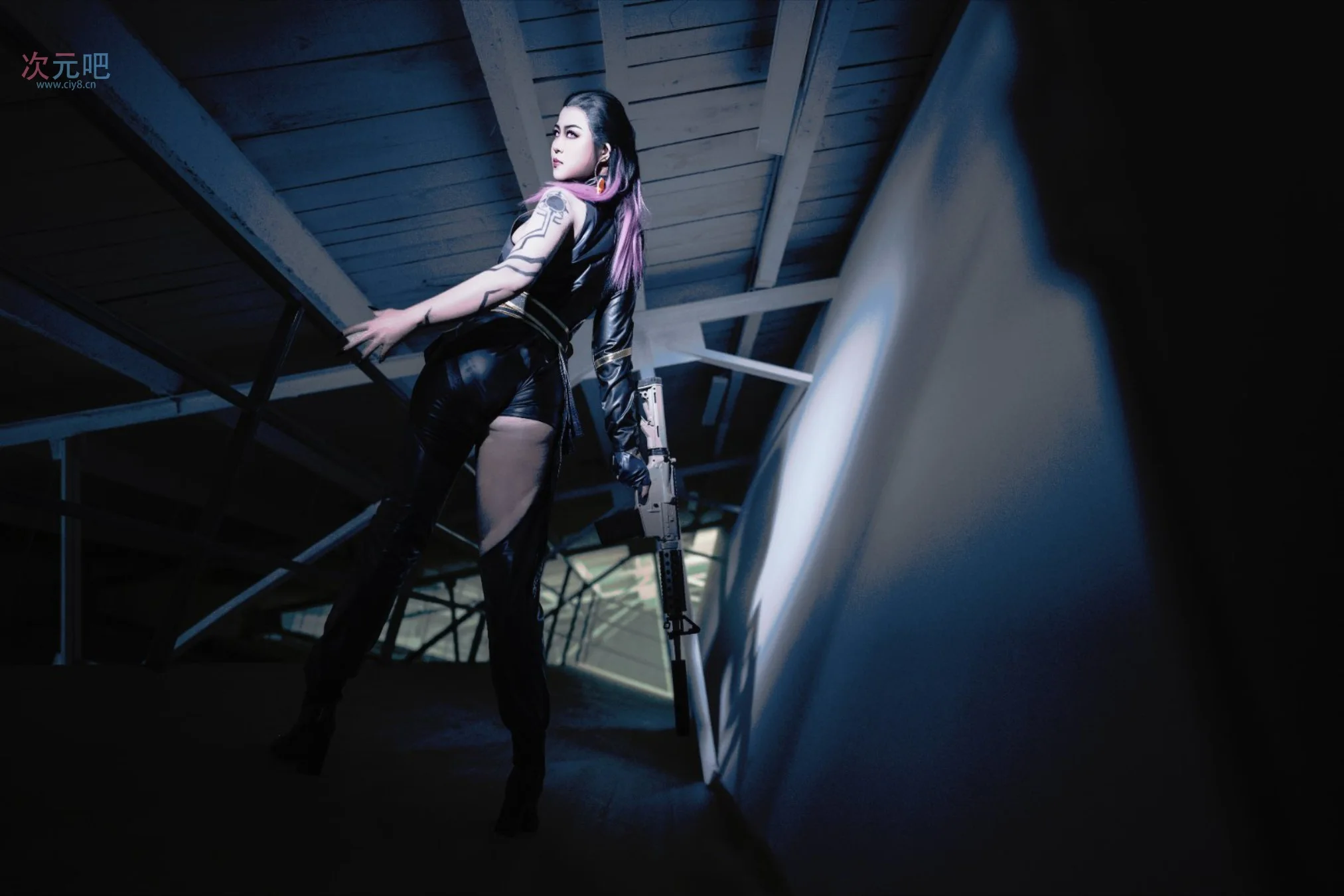 图片[2]-二次元COS分享[COSplay]瑟瑟发抖吧 向女王跪拜——-二次元COS分享次元吧