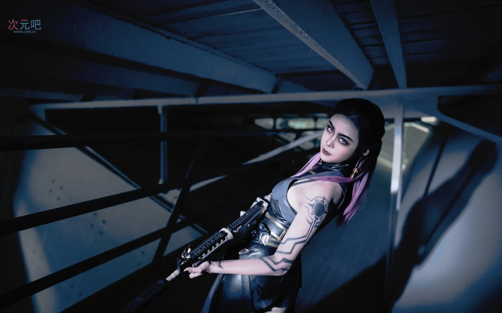 [COSplay]瑟瑟发抖吧 向女王跪拜——-二次元COS分享次元吧