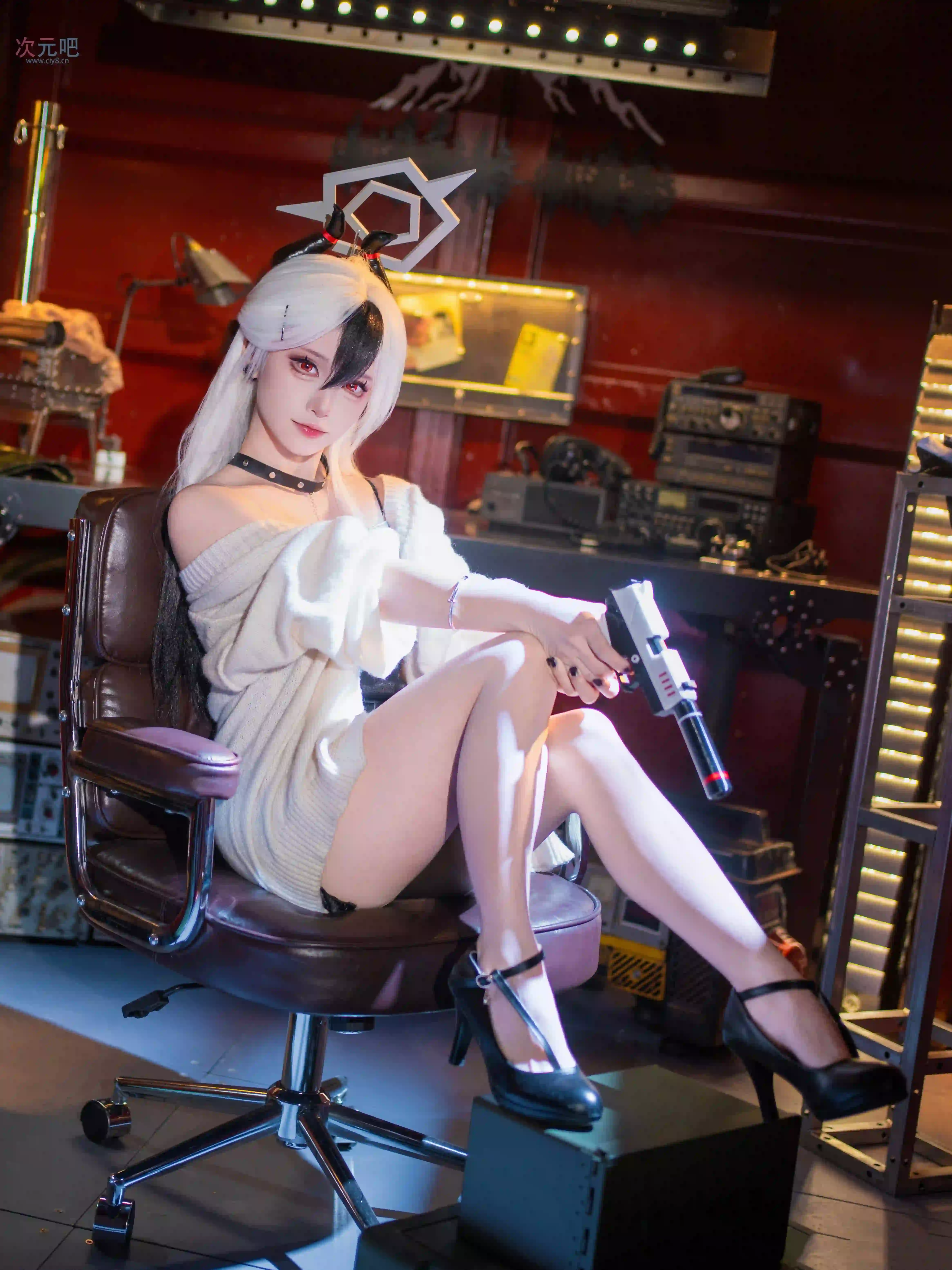 图片[1]-二次元COS分享[COSplay]在我身边多待一会吧，sensei-二次元COS分享次元吧